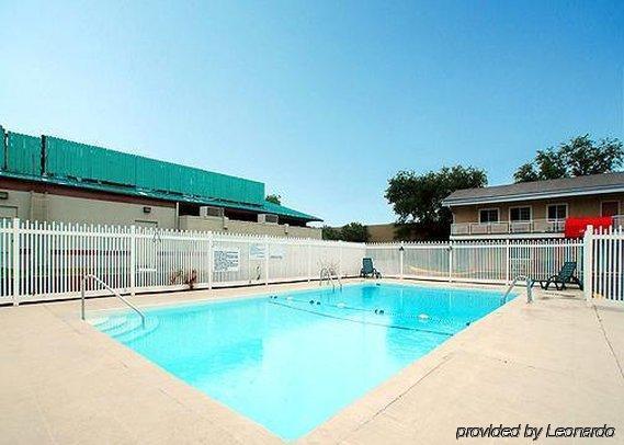 Rodeway Inn West Dodge Omaha Facilities photo