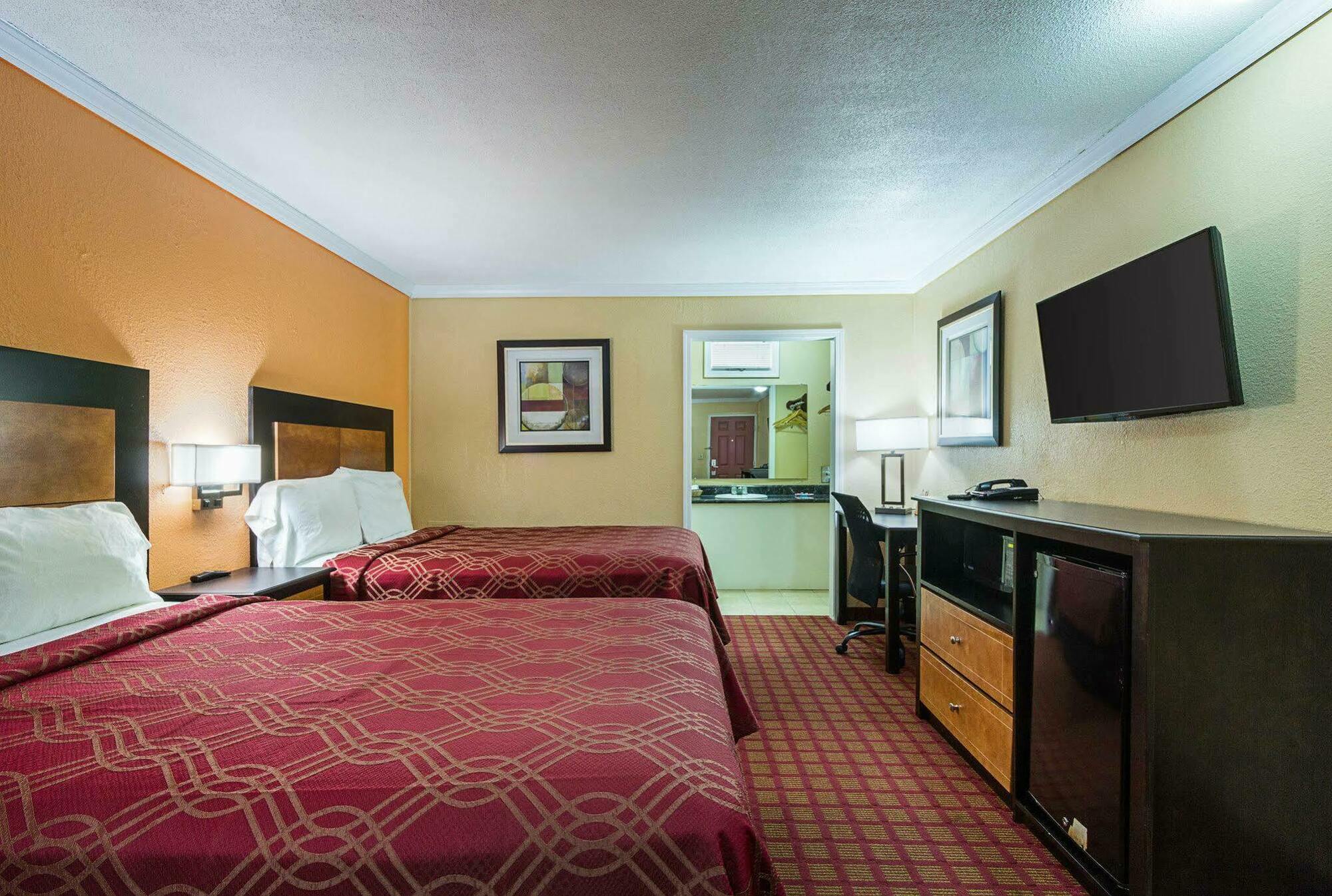 Rodeway Inn West Dodge Omaha Exterior photo